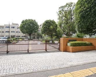 中央小学校
