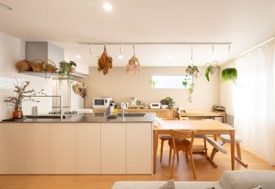 暮らしを丁寧に思い描いた、心地よさに包まれた住まい